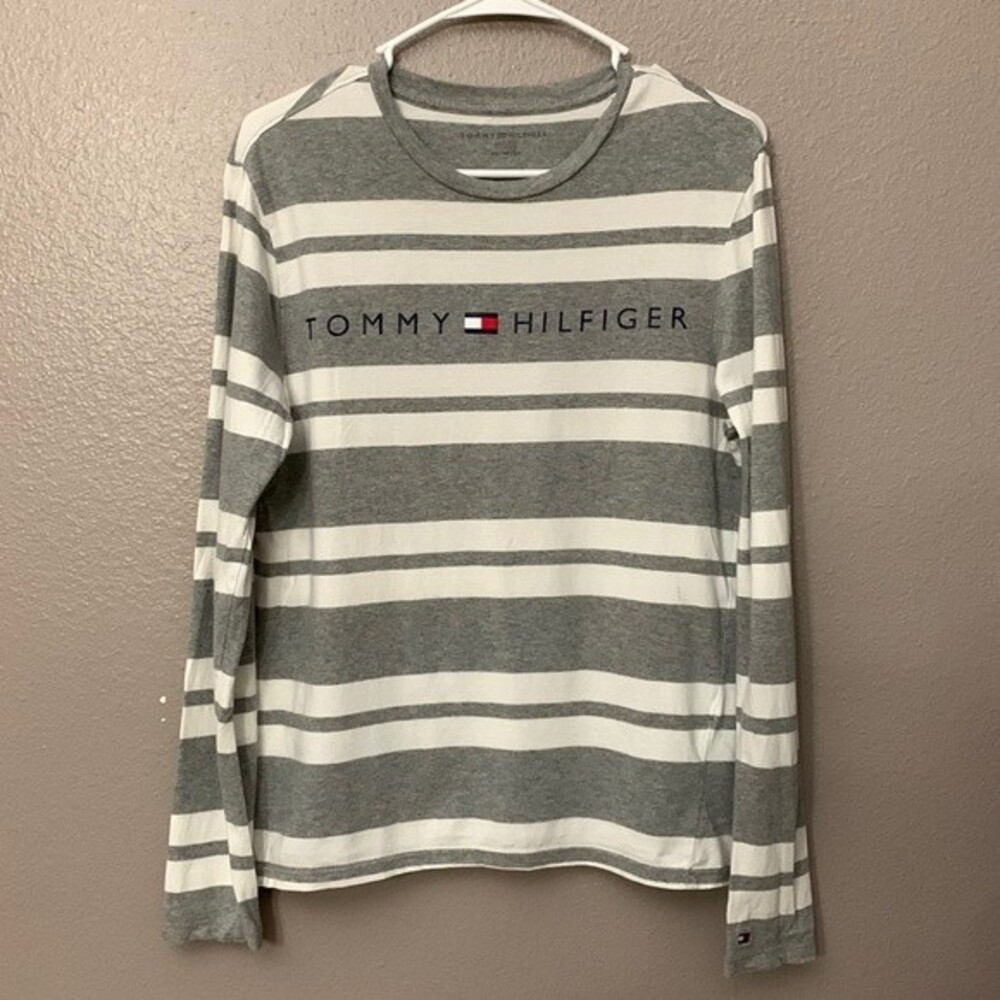 Tommy Hilfiger long sleeve striped top. Size XS. Gray and white. Y2K